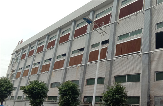 水簾降溫常見(jiàn)問(wèn)題：漏水、異味、效果不足如何解決？